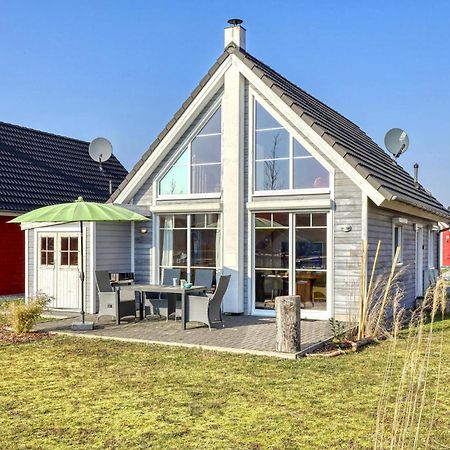 2 Bedroom Stunning Home In Zerpenschleuse Exterior photo
