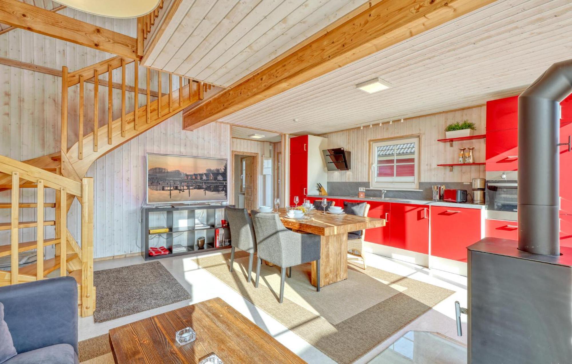 2 Bedroom Stunning Home In Zerpenschleuse Exterior photo